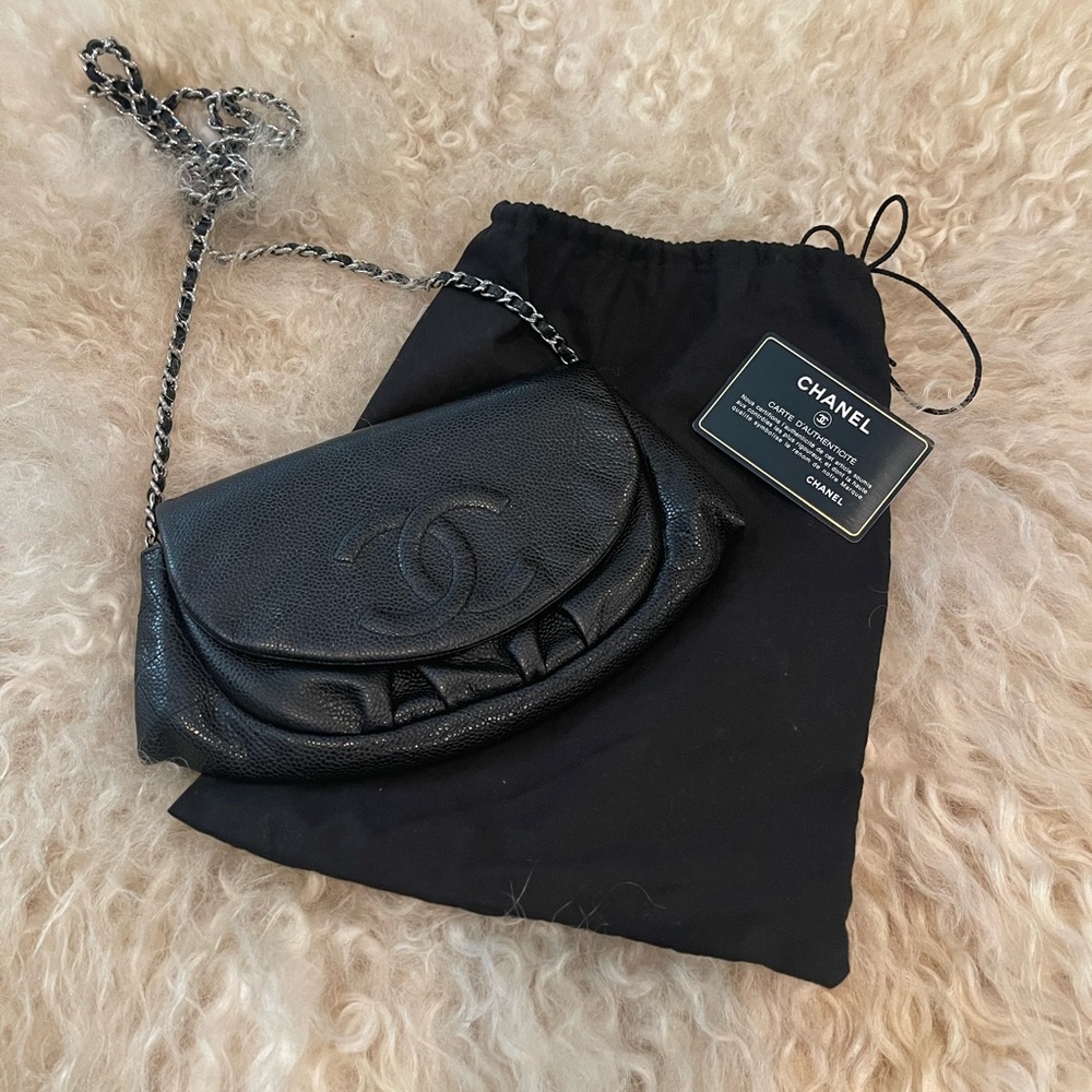 CHANEL caviar leather crossbody
